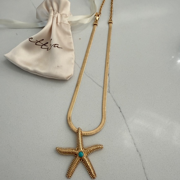 Ettika Star Fish Herringbone Chain Necklace Costumer Jewelry - Picture 2 of 3